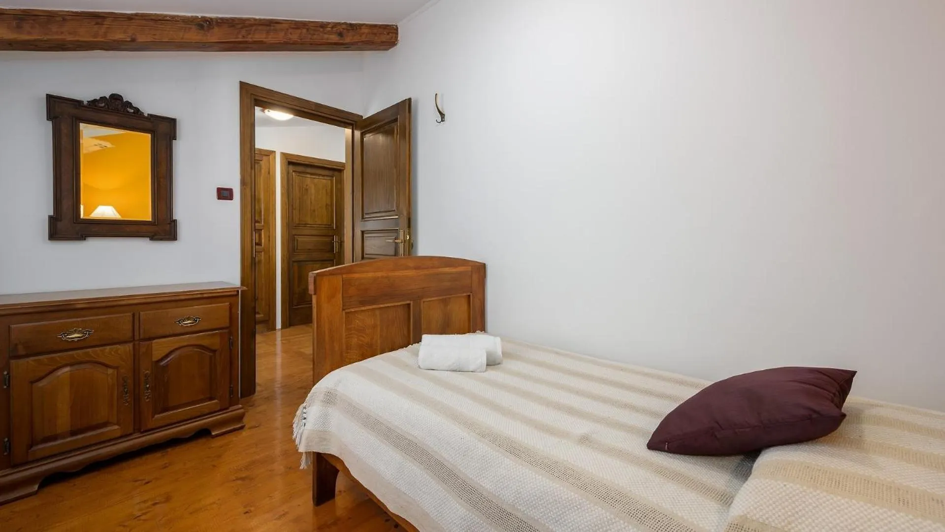 Stone Villa Zamask With A Pool And A Lovely View Pazin Croatie